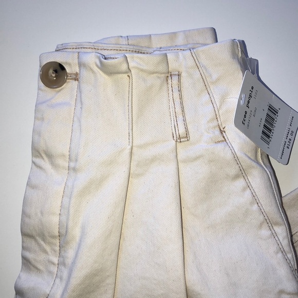 Free People Pleated Carrot Jeans - Picture 7 of 11